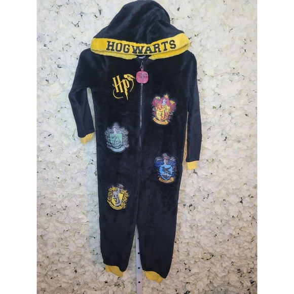 Harry Potter Little boys Long Sleeve Zipup Jumper Size 6, Wintertime snuggle(E) - Picture 1 of 9